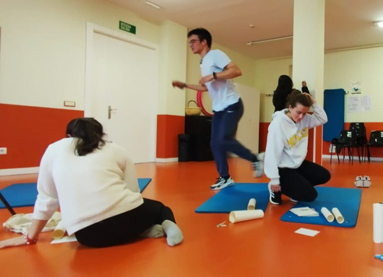jovenes adolescentes proyecto profesional